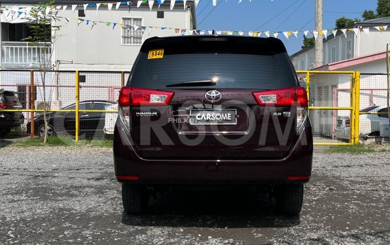 2022 Toyota Innova  2.8 E Diesel MT in Makati, Metro Manila-12