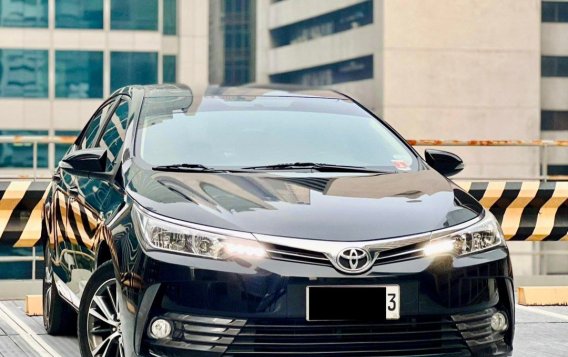 White Toyota Corolla altis 2018 for sale in Automatic-1