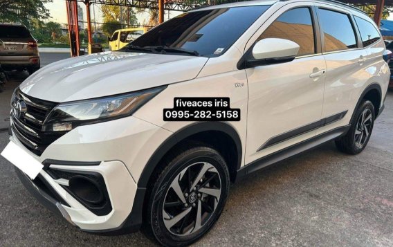 White Toyota Rush 2023 for sale in Automatic-5