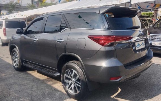 White Toyota Fortuner 2016 for sale in Pasig-4