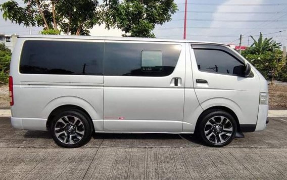 Selling Silver Toyota Hiace 2016 in Imus-2
