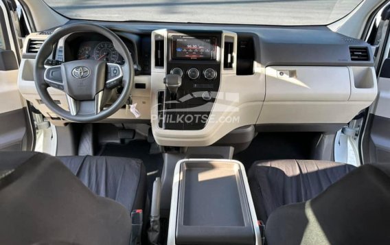 2018 Toyota Grandia in Angeles, Pampanga-11