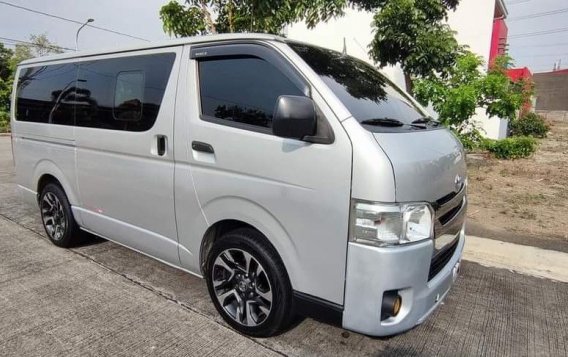 Selling Silver Toyota Hiace 2016 in Imus-1