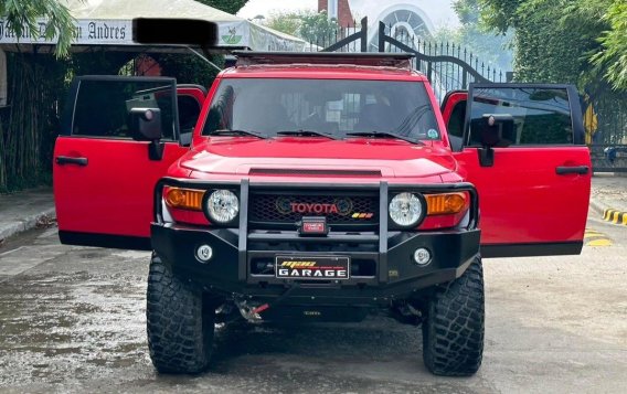 White Toyota Fj Cruiser 2016 for sale in Manila-1