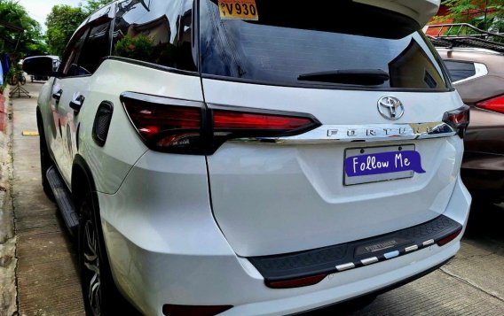 White Toyota Fortuner 2019 for sale in Santa Rosa-3