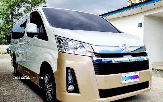 2020 Toyota Hiace  GL Grandia 3.0 A/T 2-Tone in Pasay, Metro Manila-8