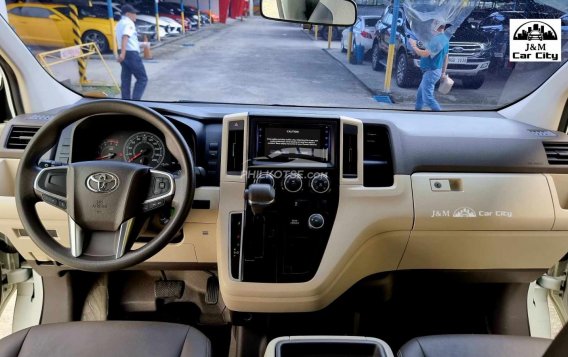 2020 Toyota Hiace  GL Grandia 3.0 A/T 2-Tone in Pasay, Metro Manila-2