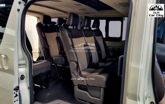 2020 Toyota Hiace  GL Grandia 3.0 A/T 2-Tone in Pasay, Metro Manila