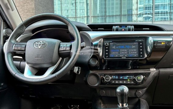2018 Toyota Hilux  2.4 G DSL 4x2 M/T in Makati, Metro Manila-11