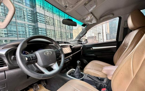 2018 Toyota Hilux  2.4 G DSL 4x2 M/T in Makati, Metro Manila-9