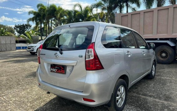 White Toyota Avanza 2016 for sale in Manila-4