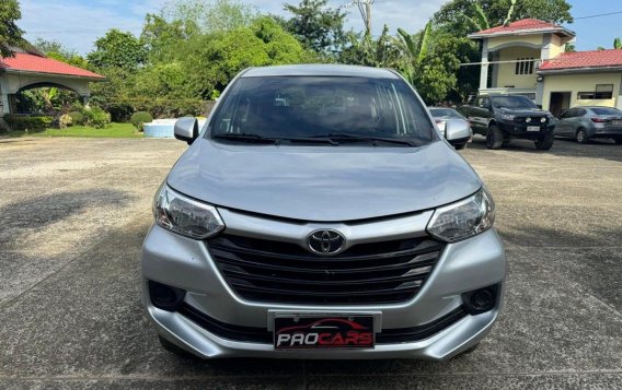 White Toyota Avanza 2016 for sale in Manila-1