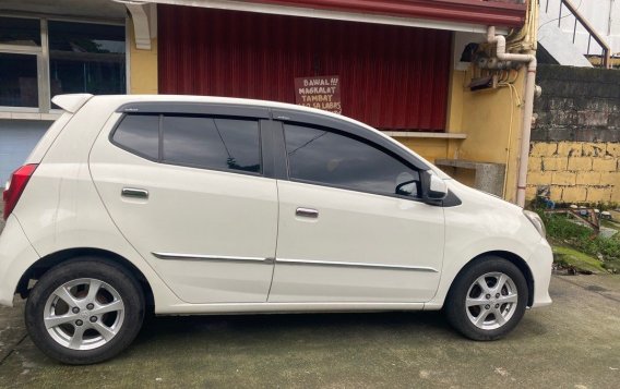 Selling White Toyota Wigo 2022 in Valenzuela-3