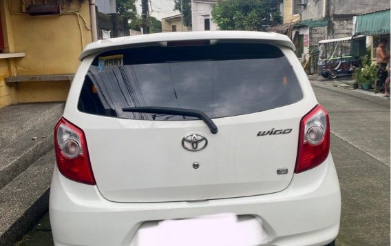 Selling White Toyota Wigo 2022 in Valenzuela-1