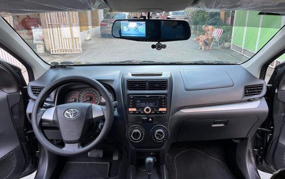 Sell White 2017 Toyota Avanza in Bacoor-7