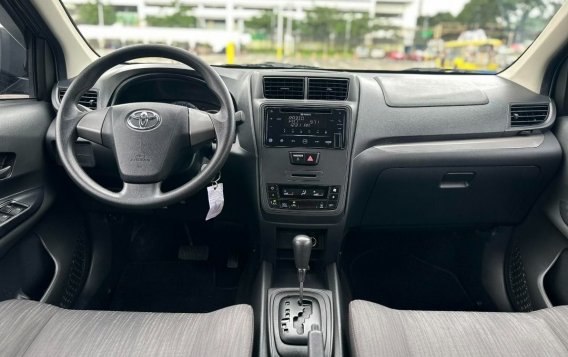 Sell White 2020 Toyota Avanza in Makati-5