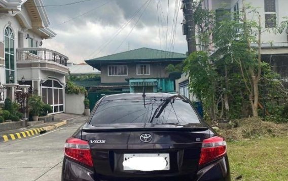 Sell White 2017 Toyota Vios in Quezon-1