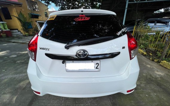 White Toyota Yaris 2016 for sale in Manual-3