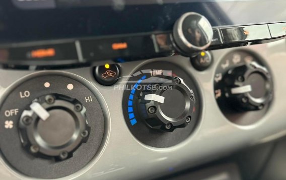 2015 Toyota FJ Cruiser  4.0L V6 in Manila, Metro Manila-23
