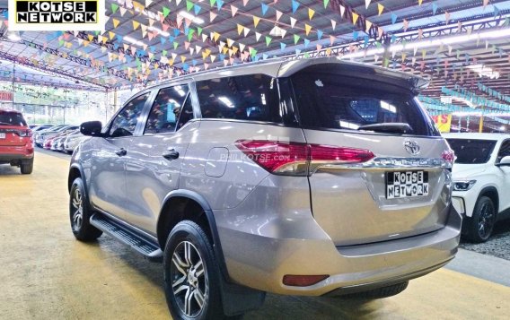 2018 Toyota Fortuner  2.4 G Diesel 4x2 AT in Quezon City, Metro Manila-5