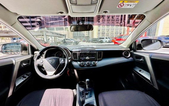2016 Toyota RAV4 in Makati, Metro Manila-5