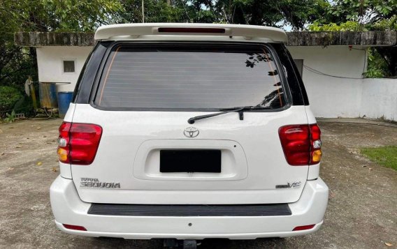 Sell White 2004 Toyota Sequoia in Cebu City-4