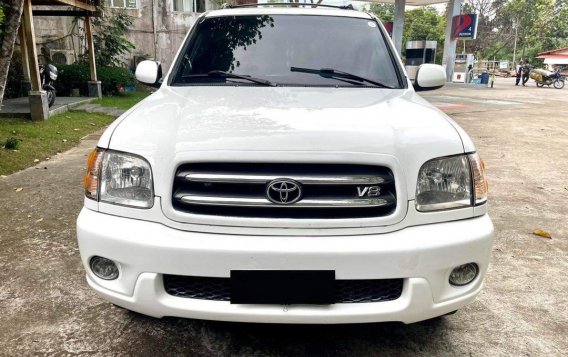 Sell White 2004 Toyota Sequoia in Cebu City-1