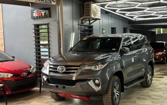 White Toyota Fortuner 2019 for sale in Manual-3