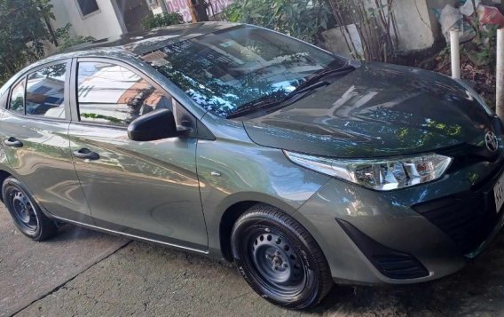 Selling White Toyota Vios 2019 in Cainta-1