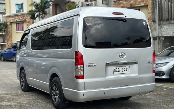 Selling Silver Toyota Grandia 2016 in Pasig-4