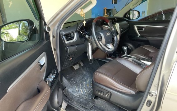 Bronze Toyota Fortuner 2018 for sale in Automatic-2