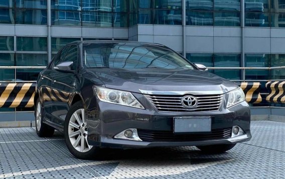 White Toyota Camry 2013 for sale in Makati