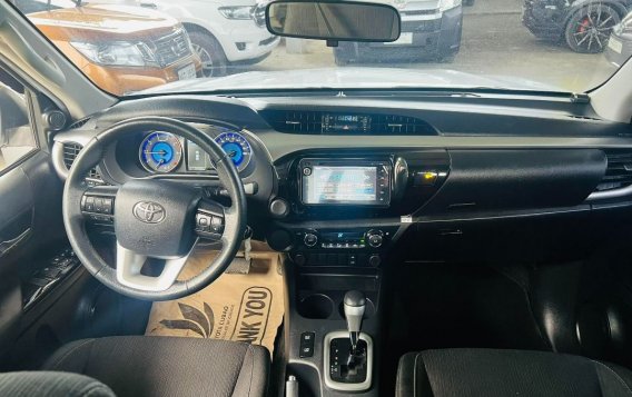 White Toyota Hilux 2020 for sale in Marikina-7