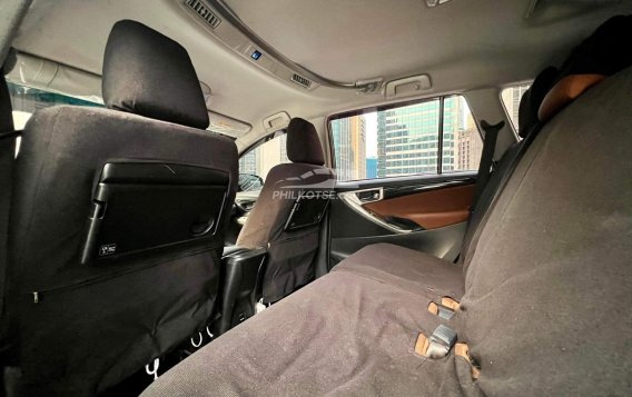 2017 Toyota Innova  2.8 G Diesel AT in Makati, Metro Manila-14