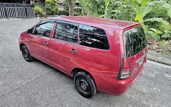 White Toyota Innova 2008 for sale in Bacoor-5