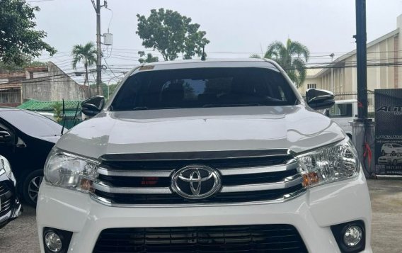 White Toyota Hilux 2020 for sale in Marikina-2