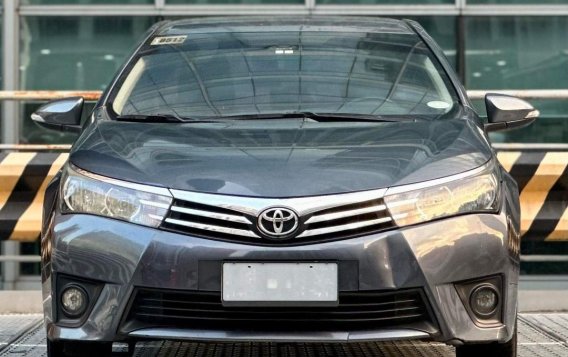 White Toyota Corolla altis 2015 for sale in Makati-1