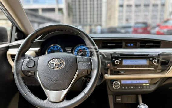 2015 Toyota Altis in Makati, Metro Manila-12