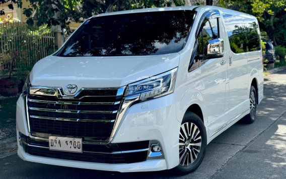 2020 Toyota Hiace Super Grandia Elite 2.8 AT in Manila, Metro Manila-16