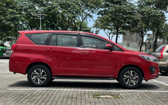 2021 Toyota Innova  2.8 E Diesel AT in Makati, Metro Manila-1