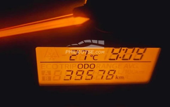 2018 Toyota Hiace  Commuter 3.0 M/T in Quezon City, Metro Manila-5
