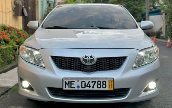 White Toyota Altis 2010 for sale in Manila-1