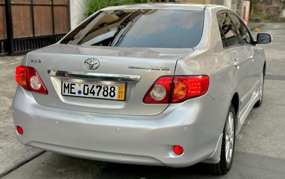 White Toyota Altis 2010 for sale in Manila-2