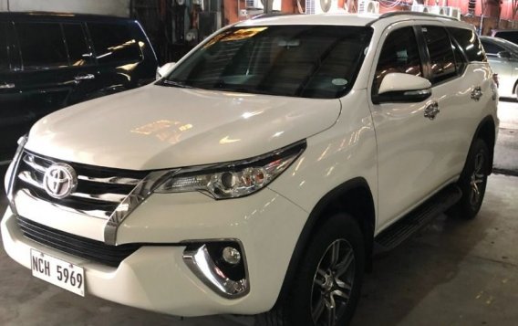White Toyota Fortuner 2016 for sale in Automatic-2