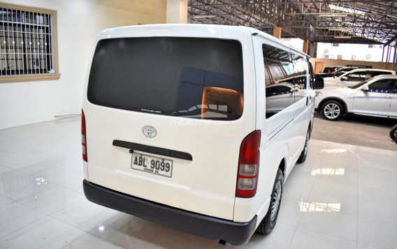 2015 Toyota Hiace  Commuter 3.0 M/T in Lemery, Batangas-14