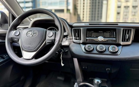 2018 Toyota RAV4 in Makati, Metro Manila-1