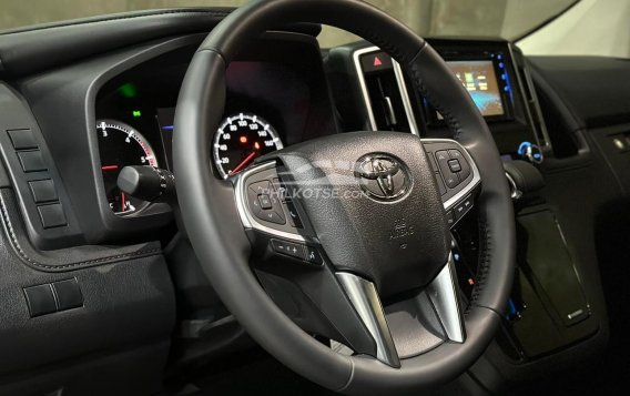 2023 Toyota Hiace Super Grandia Leather 2.8 AT in Manila, Metro Manila-7