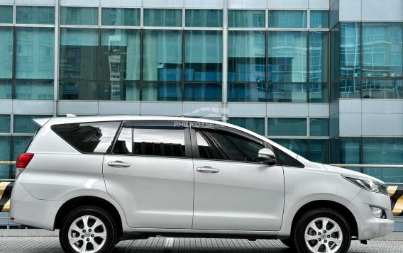 2016 Toyota Innova  2.0 J Gas MT in Makati, Metro Manila-10
