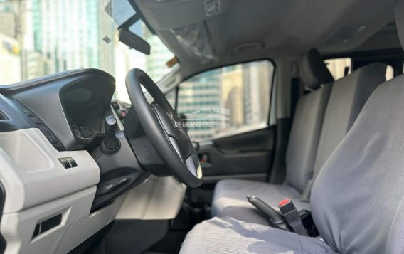 2020 Toyota Hiace  Commuter Deluxe in Makati, Metro Manila-5