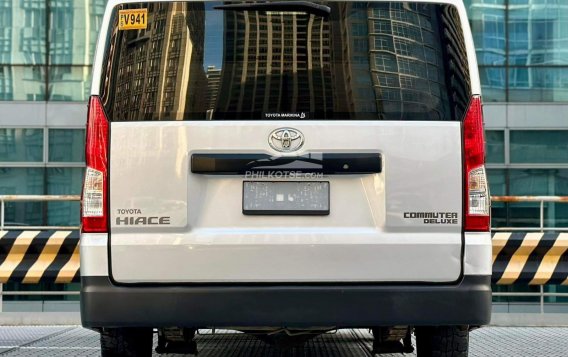 2020 Toyota Hiace  Commuter Deluxe in Makati, Metro Manila-13